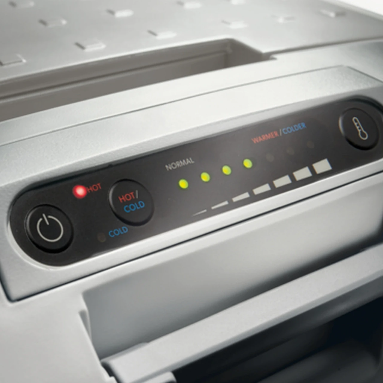 Dometic Tropicool TCX 35 Tragbare Thermoelektrische Kühlbox 6 Dometic Tropicool TCX 35 Tragbare Thermoelektrische Kühlbox – Bild 4