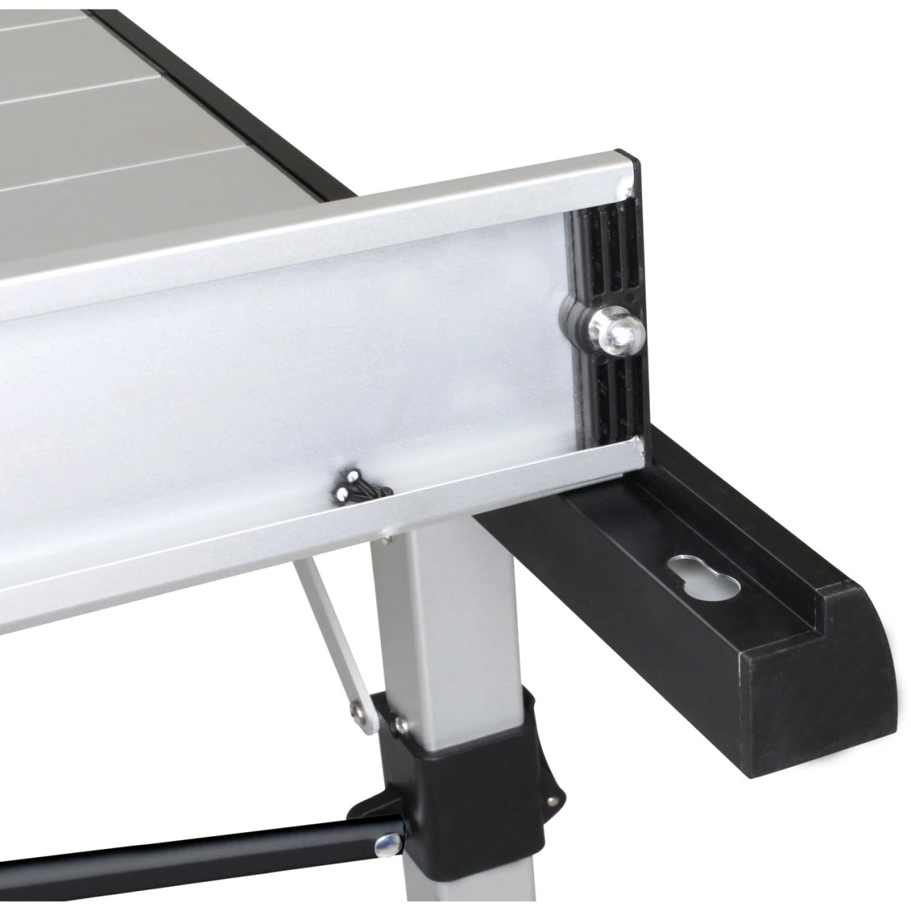 Brunner International Titanium Quadra 4 Compack 5 Brunner International Titanium Quadra 4 Compack – Bild 3